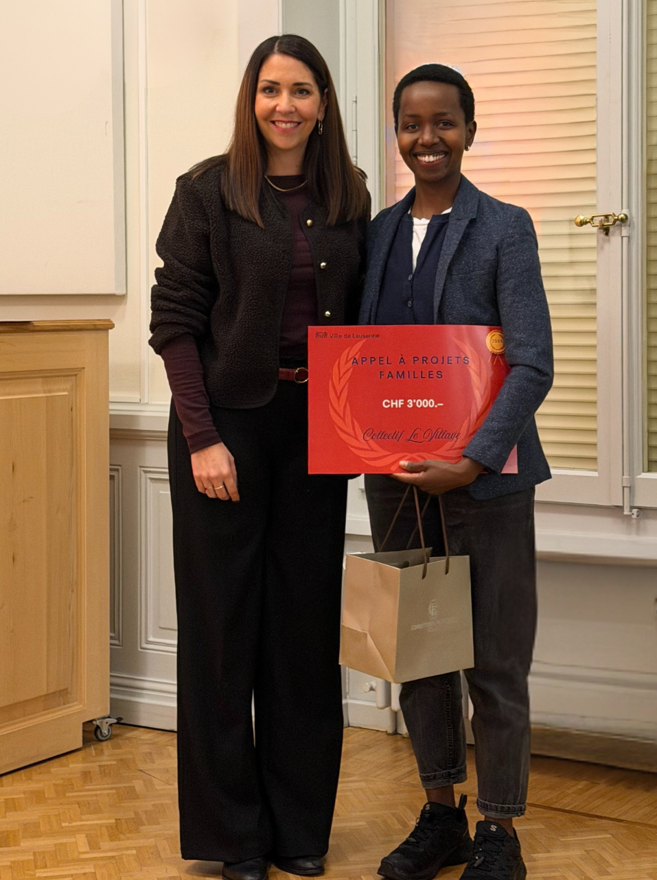 Collectif Le Village cadré