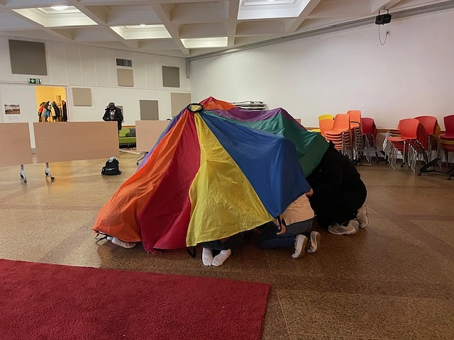 Image média: Chantons, dansons le français