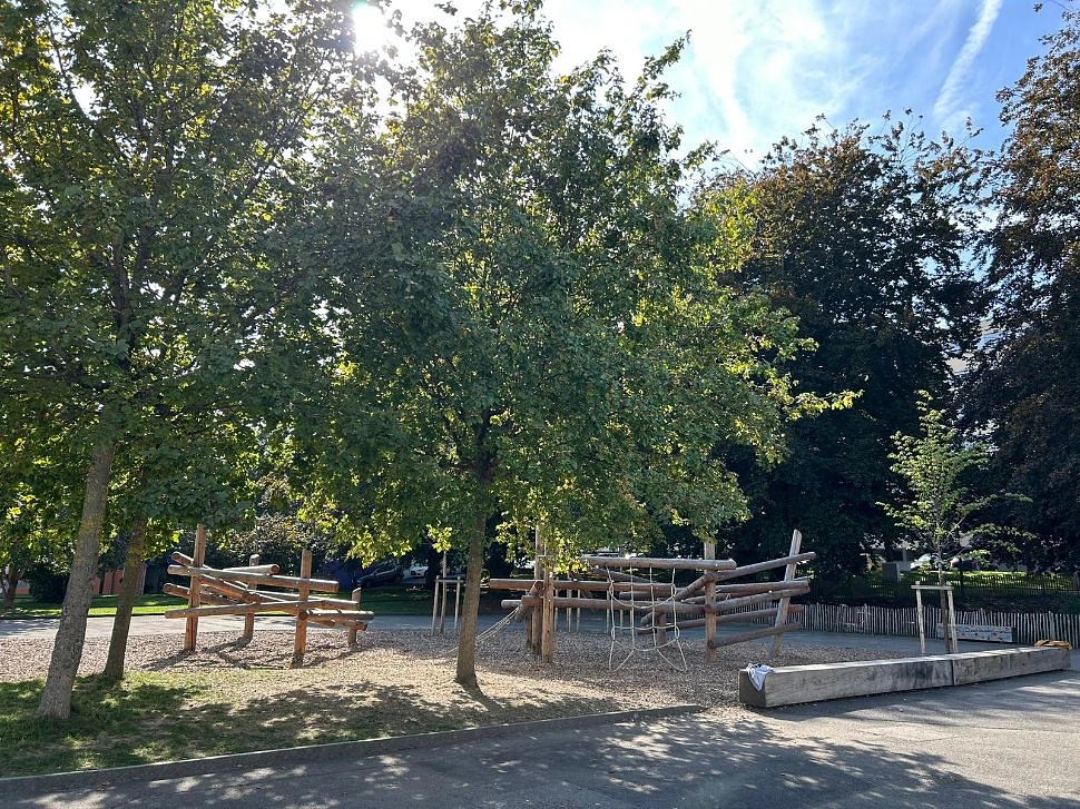 Image média: Préau Collège du Vieux-Moulin
